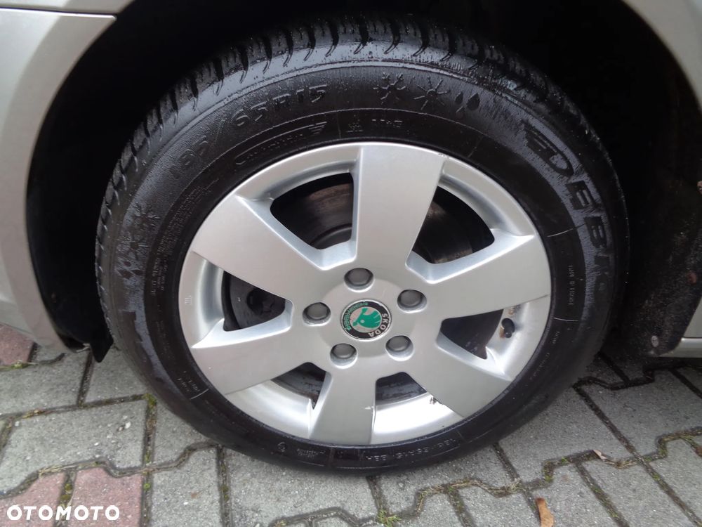 Skoda Octavia 1.6 TDI DPF Active Green tec - 18