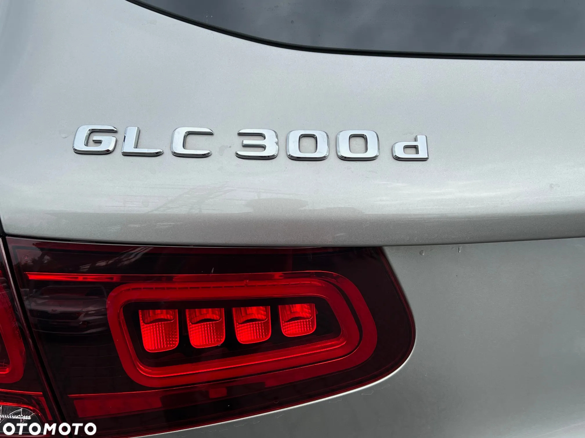 Mercedes-Benz GLC 300 d 4-Matic - 11