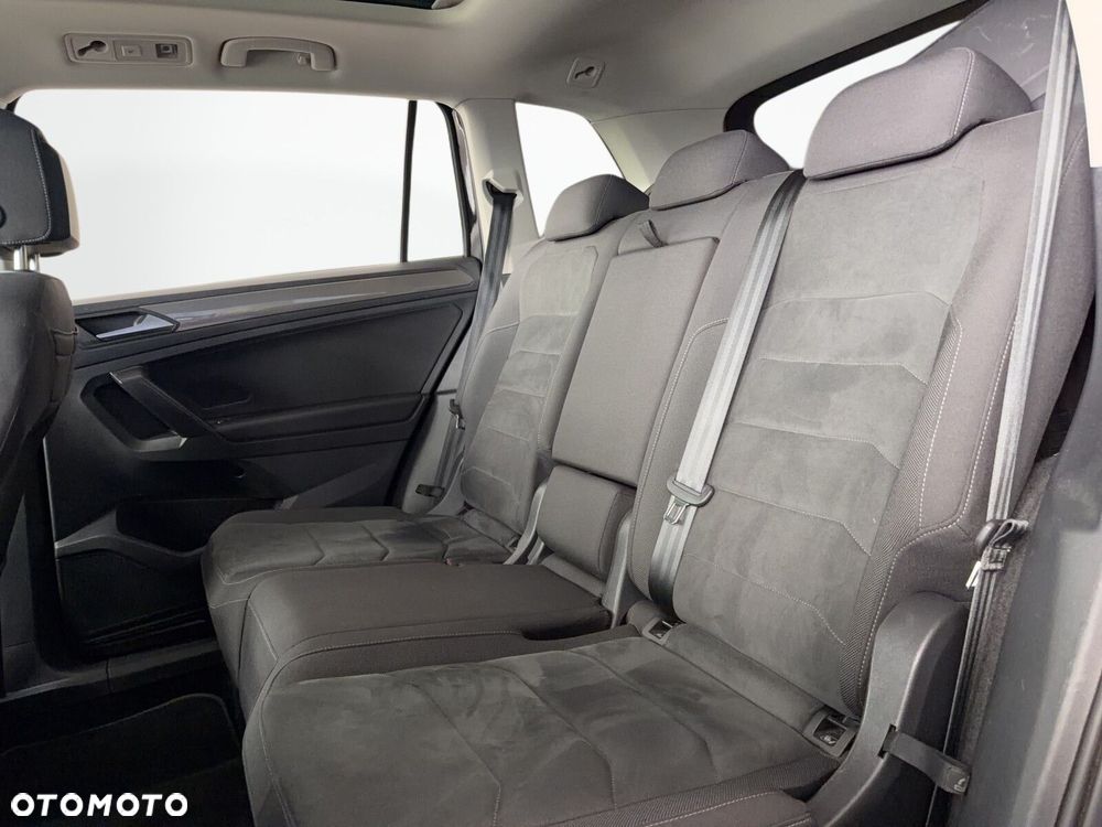 Volkswagen Tiguan Allspace - 15
