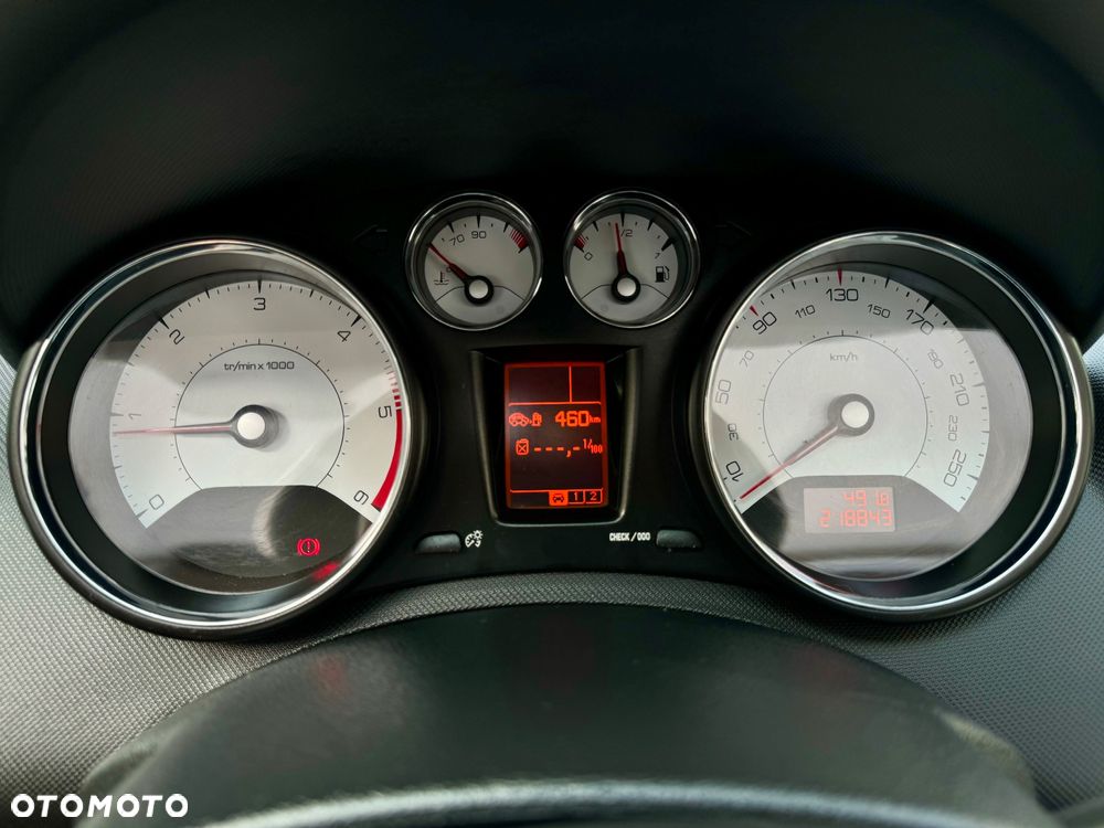 Peugeot 308 CC 1.6 HDi Sport - 16