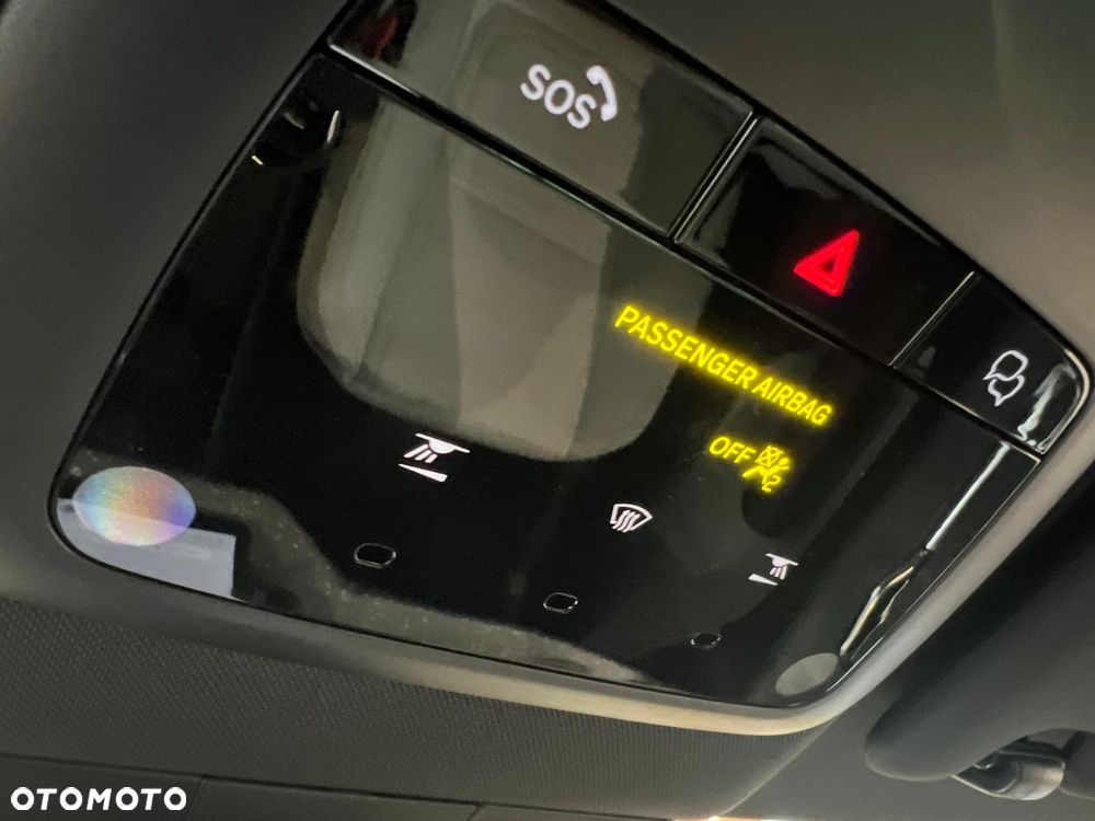 Volvo EX30 Twin Motor Performance AWD Ultra - 32