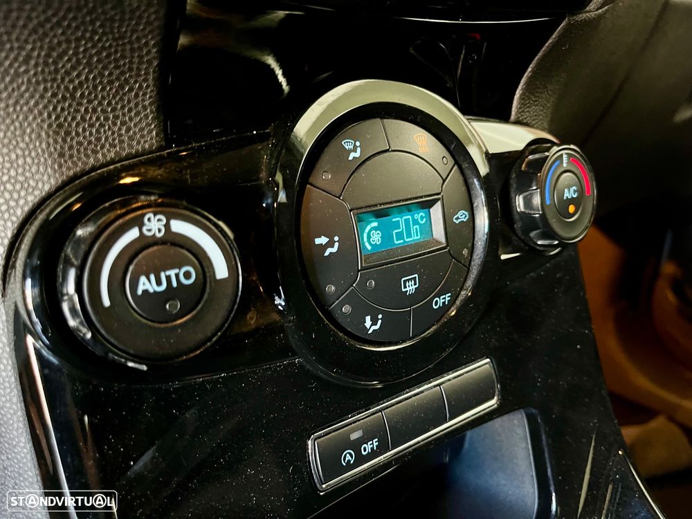 Ford Fiesta 1.0 Ti-VCT Titanium - 9