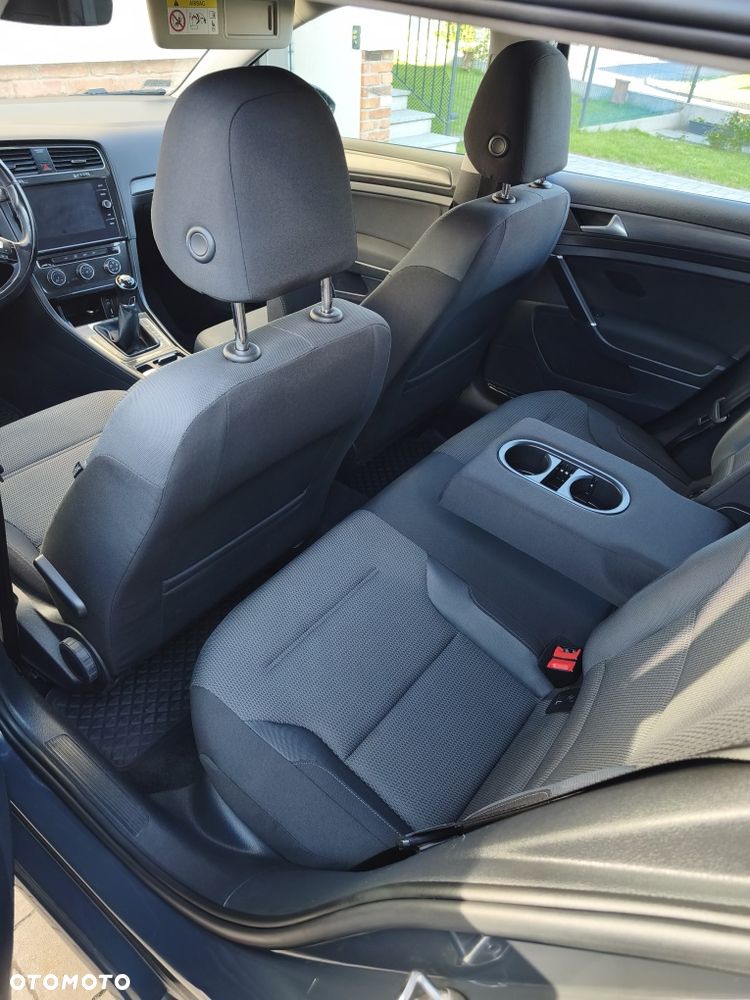 Volkswagen Golf Variant - 8