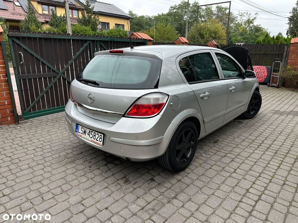 Opel Astra - 8