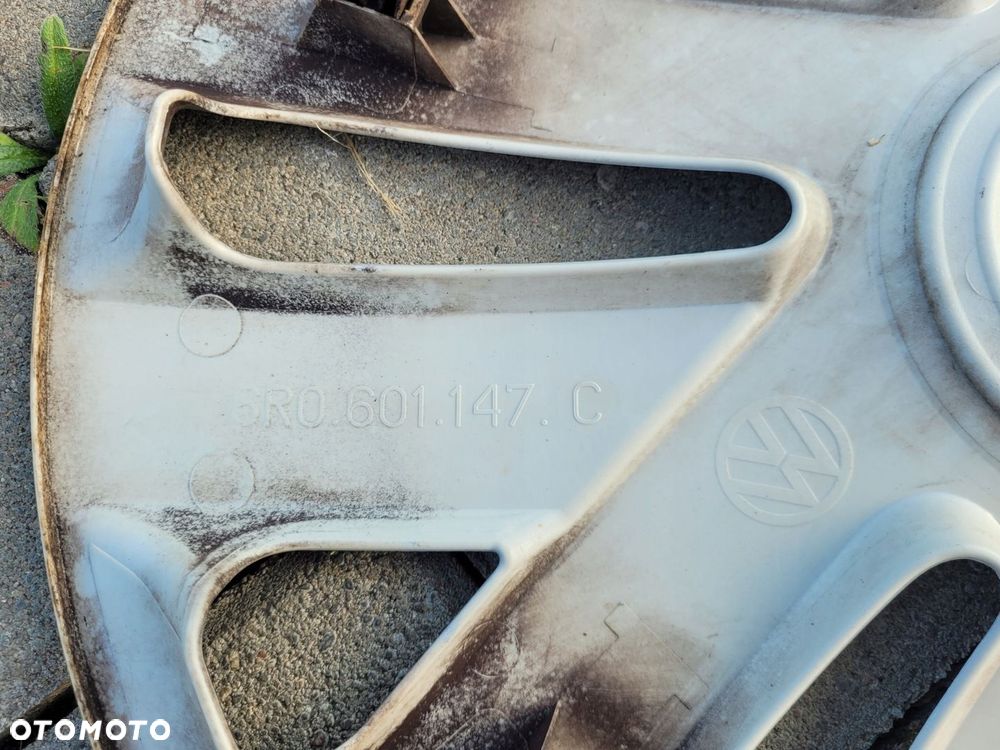 KOŁPAKI 15 VW 6R0601147C - 7