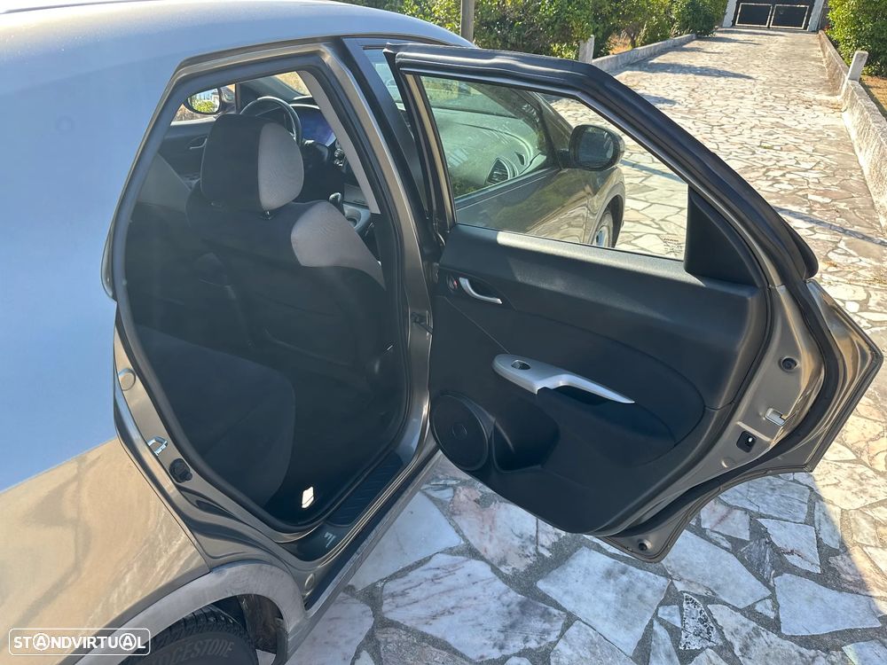 Honda Civic 1.4 Comfort - 24