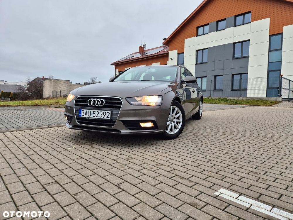 Audi A4 Avant 2.0 TDI e DPF Ambiente - 9
