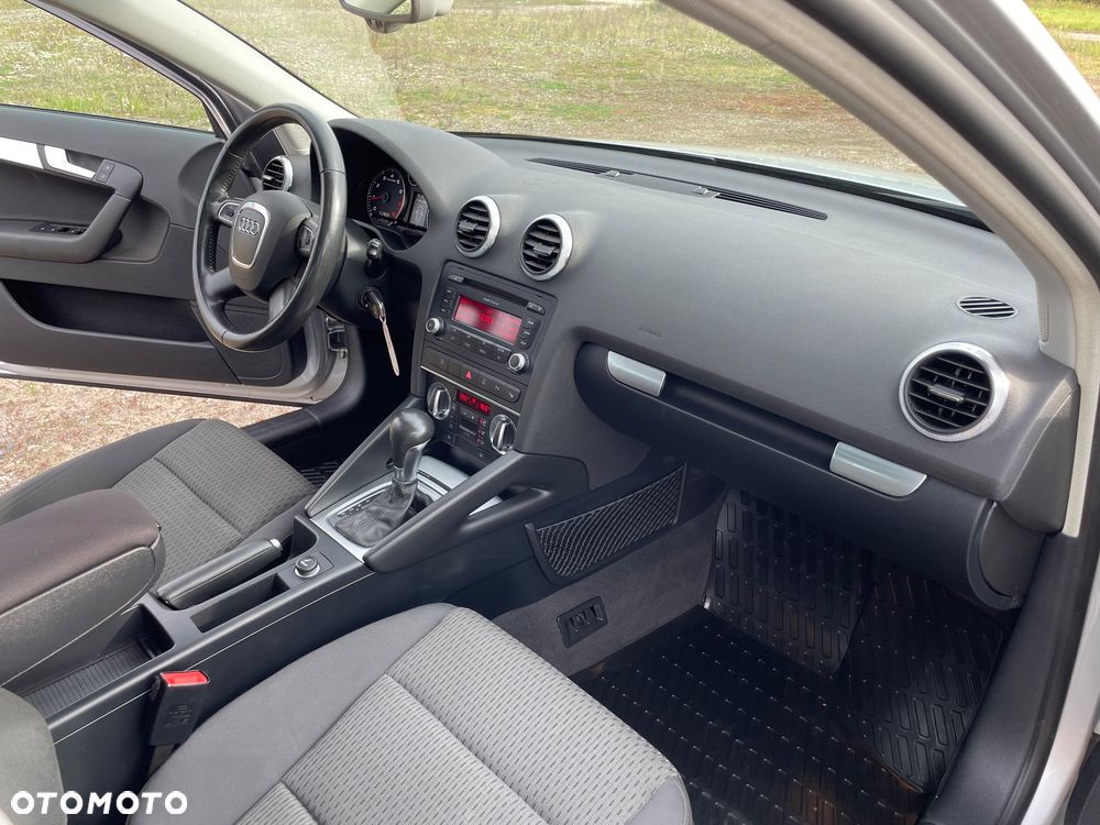 Audi A3 Sportback - 19