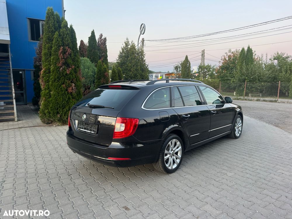 Skoda Superb 2.0 TDI Ambition - 23