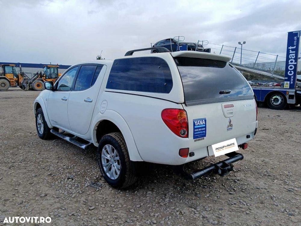 Dezmembrez Mitsubishi L200 2.5 Diesel 2014 - 9