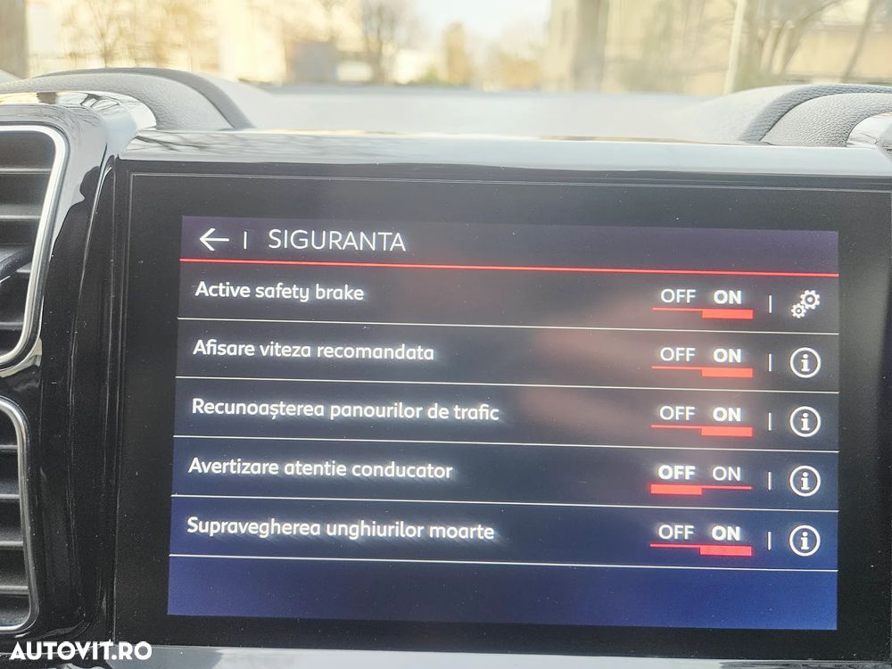 Citroën C5 Aircross 1.6 PureTech S&S EAT8 Shine - 23