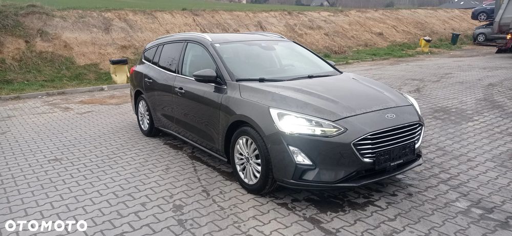 Ford Focus 1.5 EcoBlue Start-Stopp-System TITANIUM X - 4