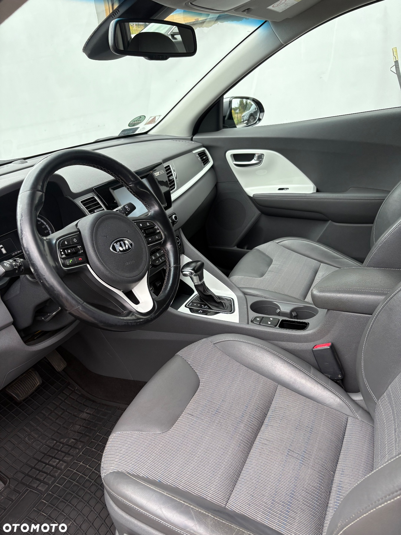 Kia Niro 1.6 GDI Hybrid L - 5