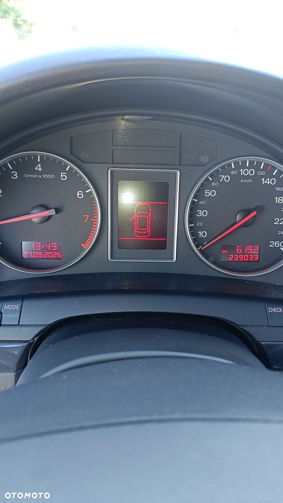 Audi A4 Avant - 8