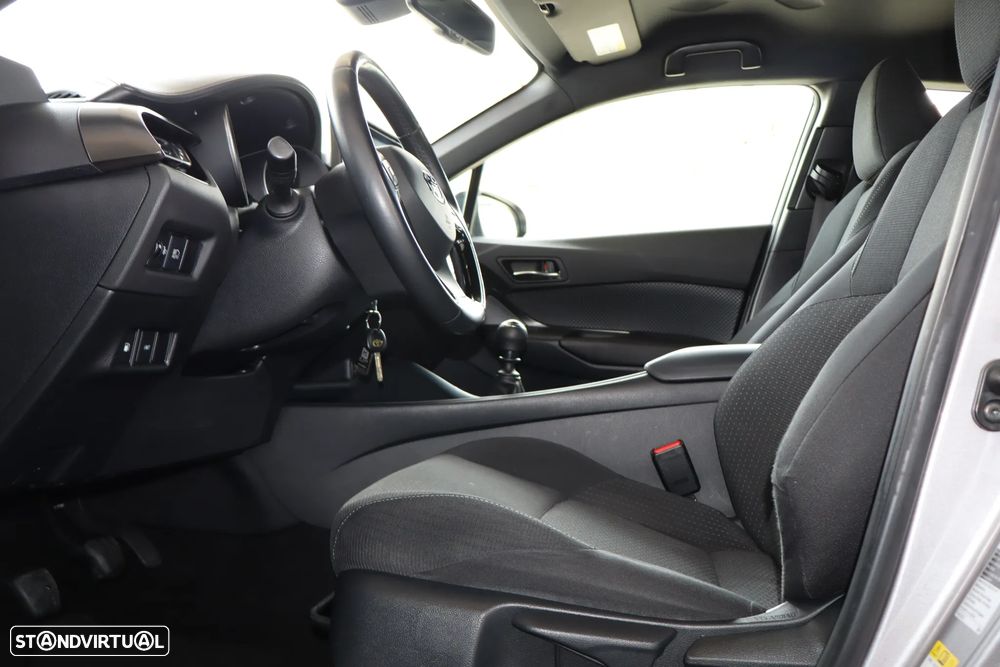 Toyota C-HR 1.2T Active - 17