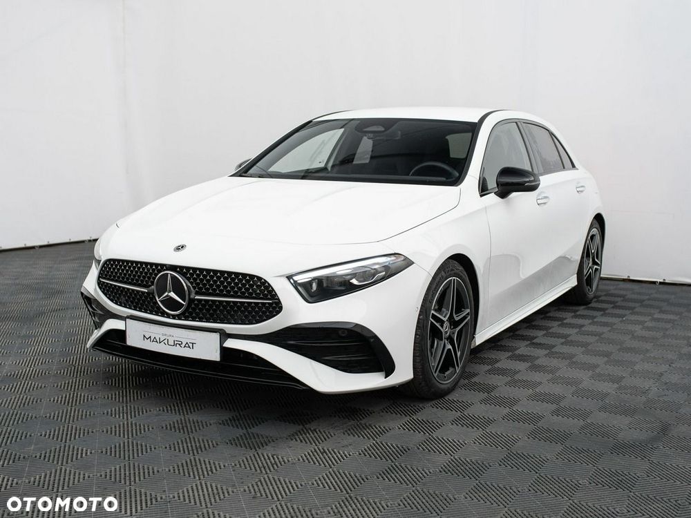 Mercedes-Benz Klasa A 200 AMG Line 7G-DCT - 3