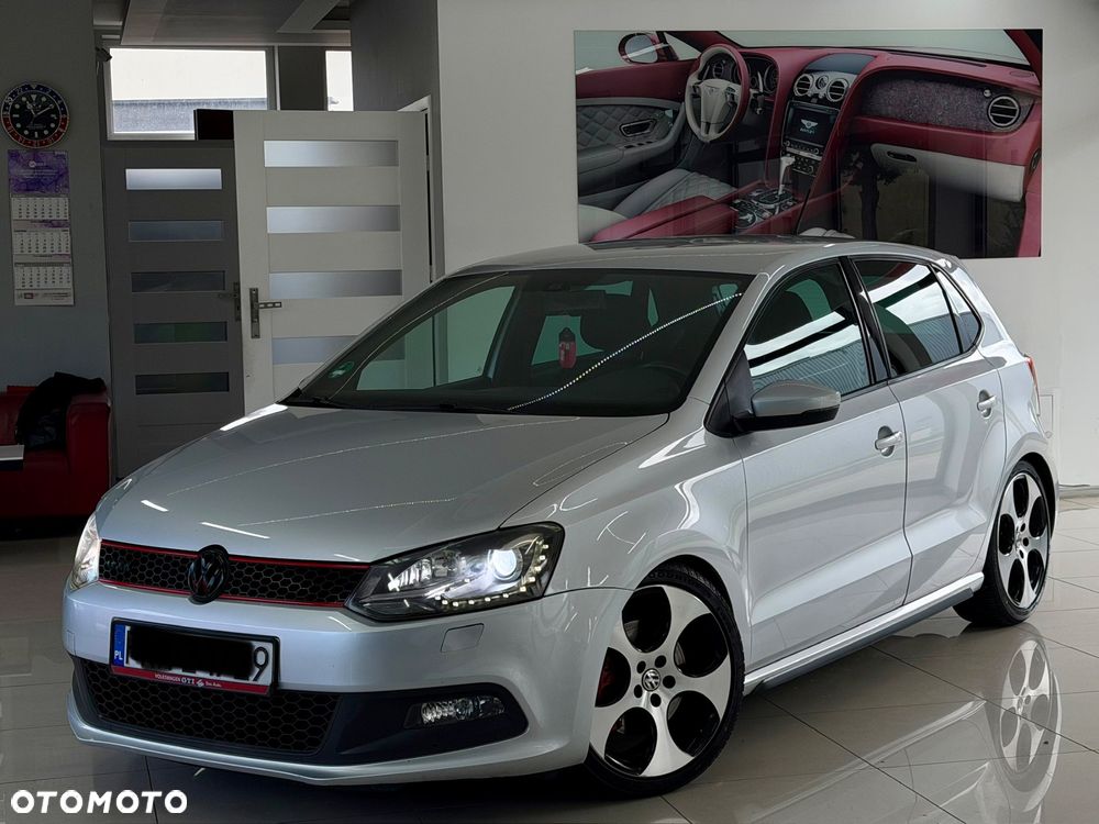 Volkswagen Polo - 10