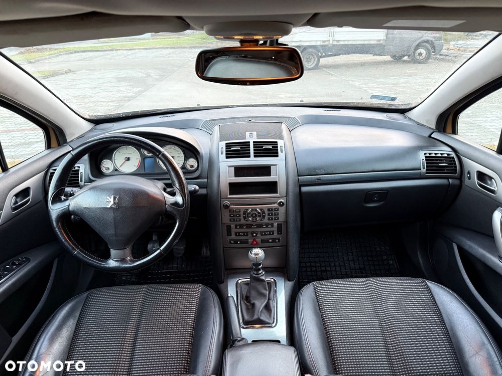 Peugeot 407 - 18