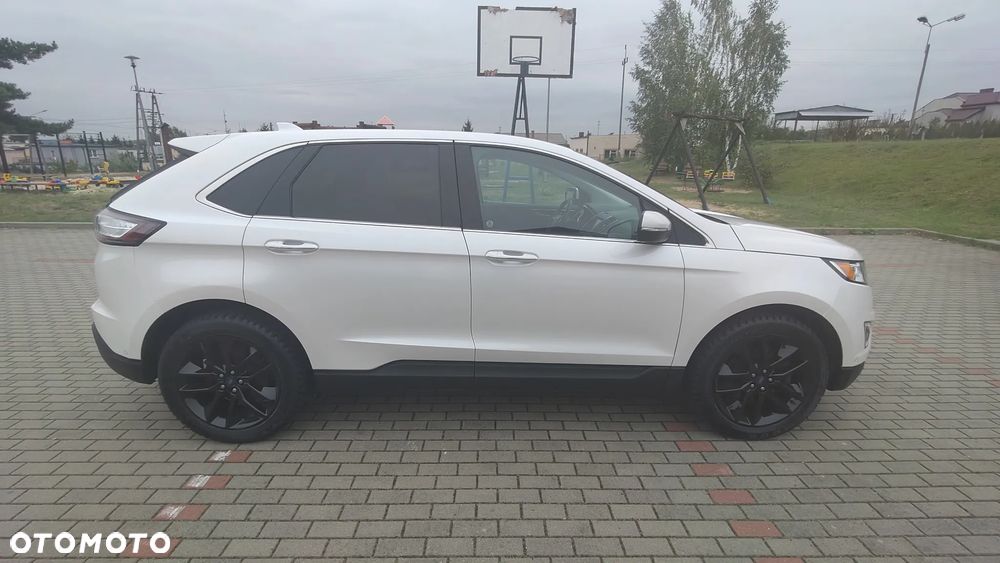 Ford Edge - 4
