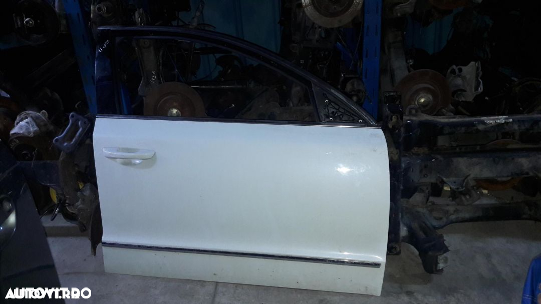 Usa / portiera dreapta fata Skoda Superb 2 / II TIP 3T An 2012 - 3