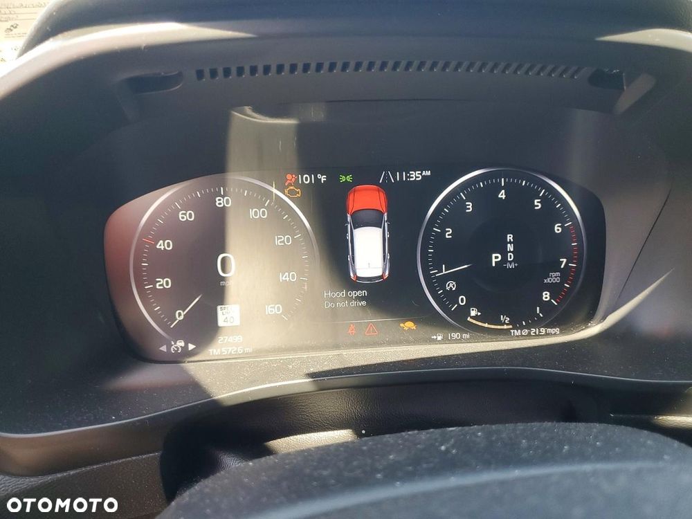 Volvo XC 40 B5 B AWD Geartronic RDesign - 9