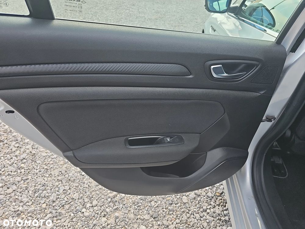 Renault Megane 1.5 Blue dCi Business - 25