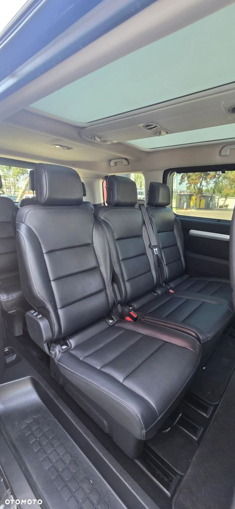 Peugeot Traveller 2.0 BlueHDi Standard Business Vip - 37