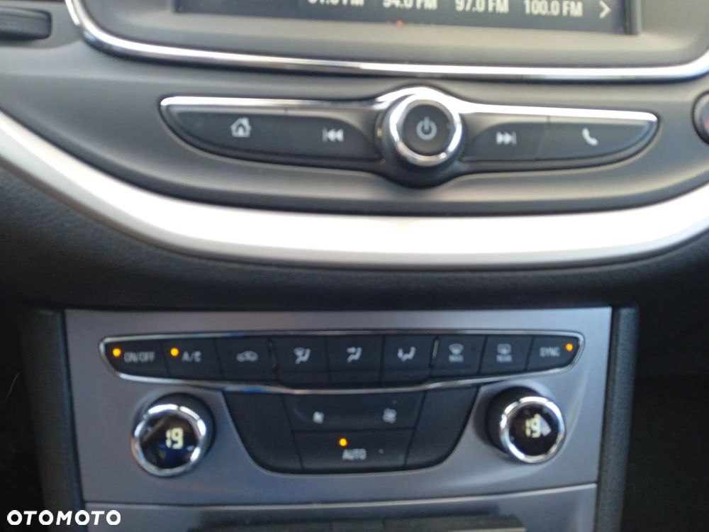 Opel Astra 1.6 CDTI Enjoy S&S - 16