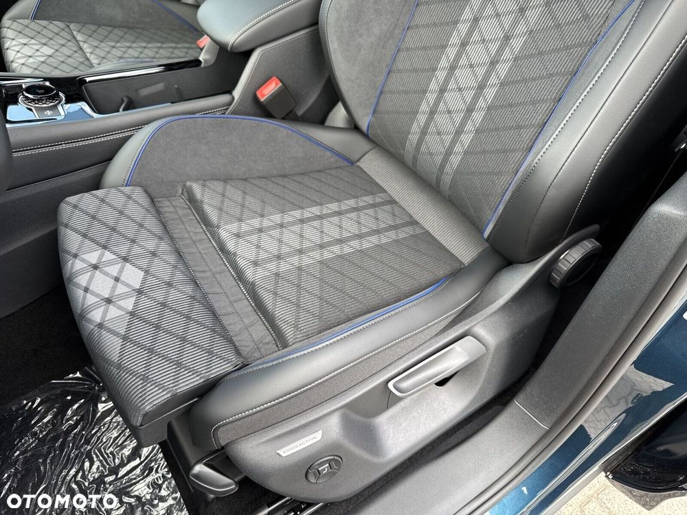Volkswagen Tiguan - 16