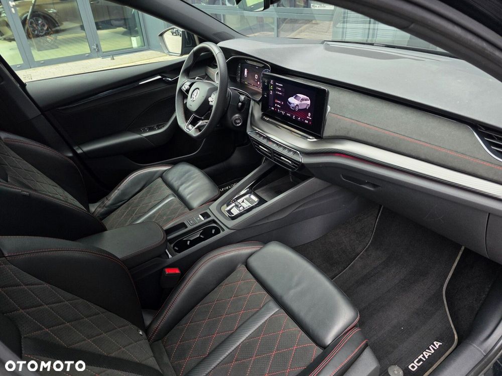 Skoda Octavia 2.0 TDI RS DSG - 22