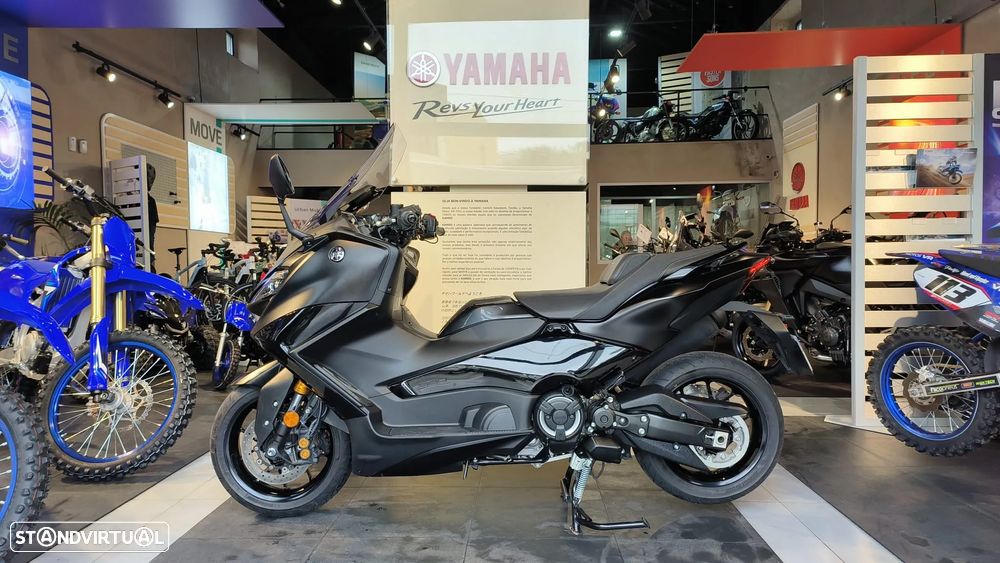 Yamaha TMAX 560 TechMax - 12