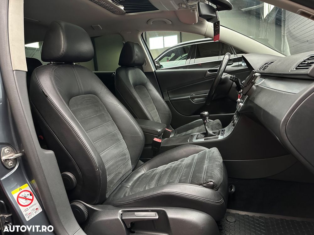 Volkswagen Passat 2.0 TDI Highline - 22