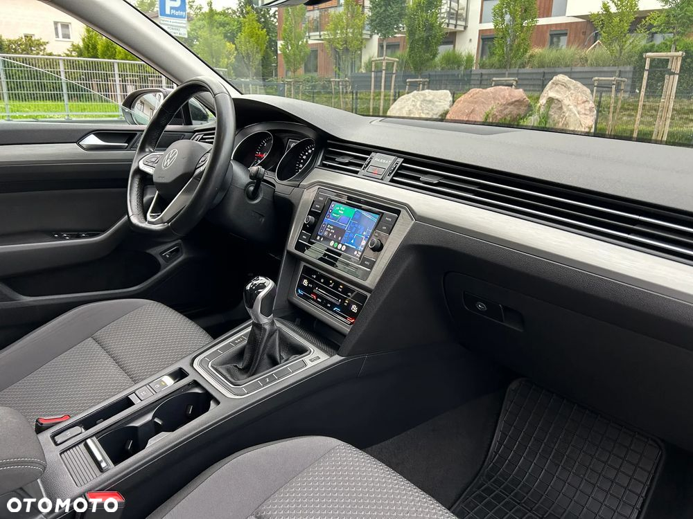 Volkswagen Passat 2.0 TDI EVO Essence - 22