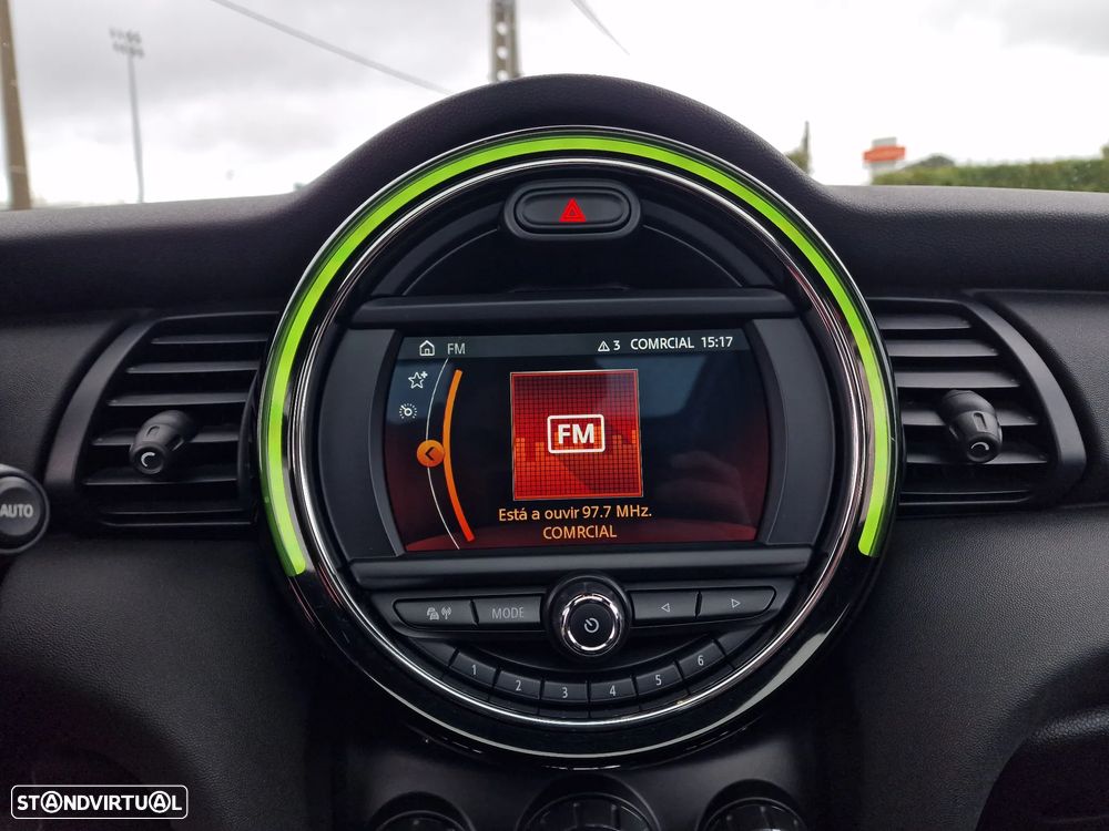 MINI 3 Portas One - 28