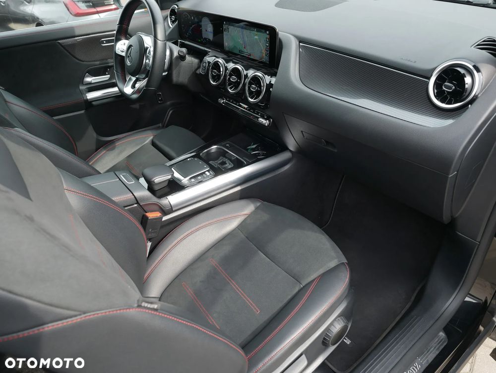 Mercedes-Benz GLA 250 e 8G-DCT AMG Line - 20