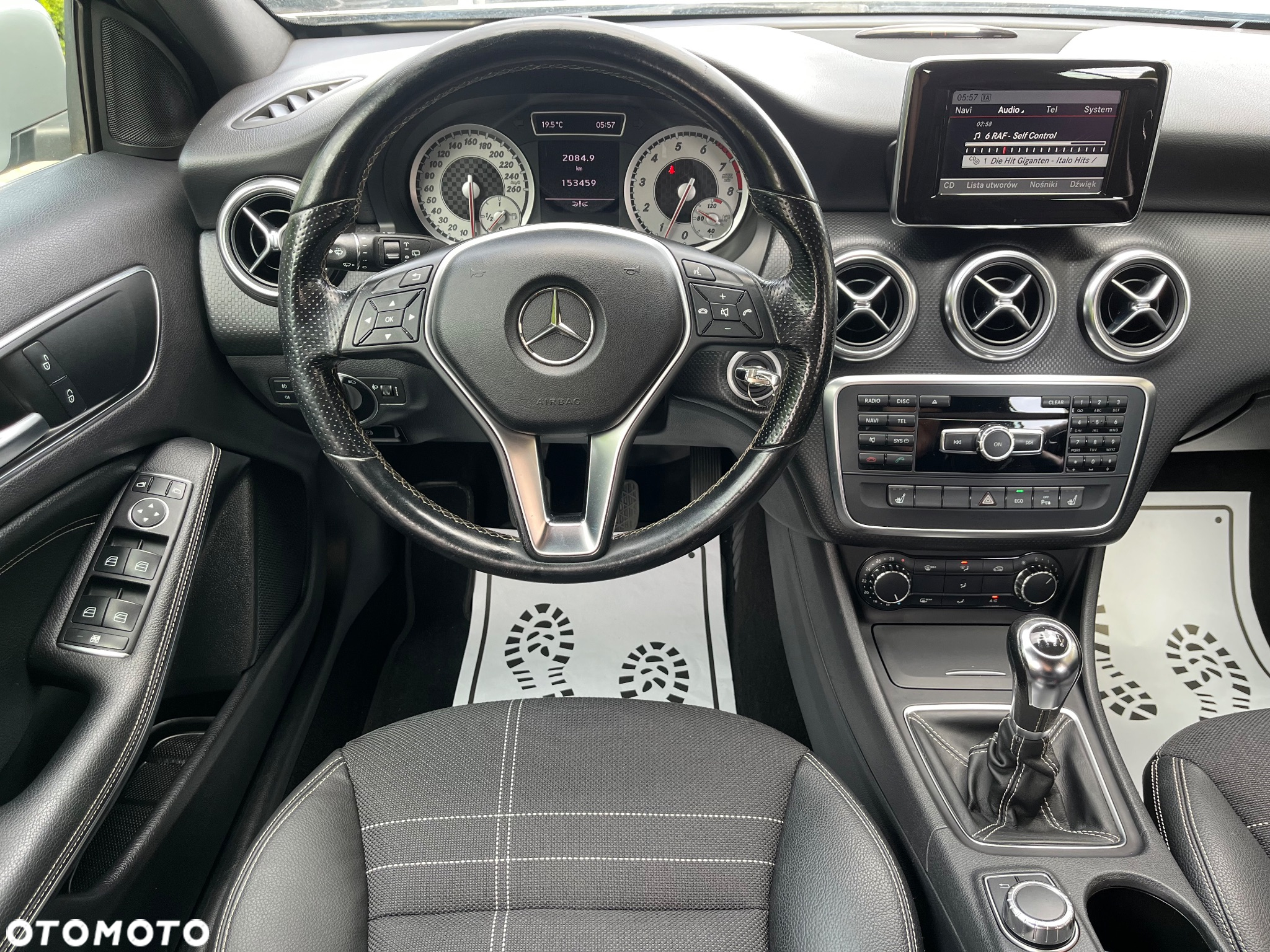 Mercedes-Benz Klasa A 200 SCORE - 23