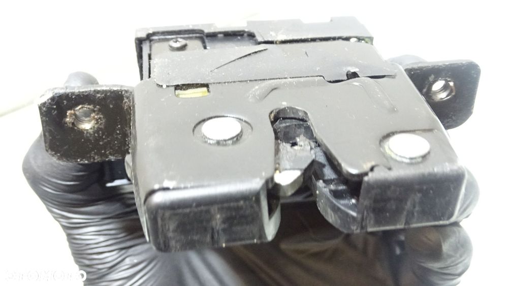 ZAMEK KLAPY BAGAŻNIKA RENAULT LAGUNA III 2.0DCI 8200747429A - 3