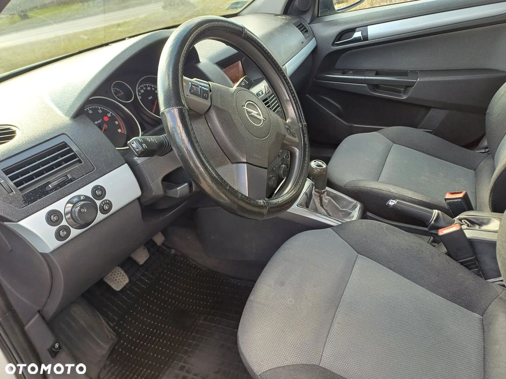 Opel Astra 1.6 Easytronic - 17