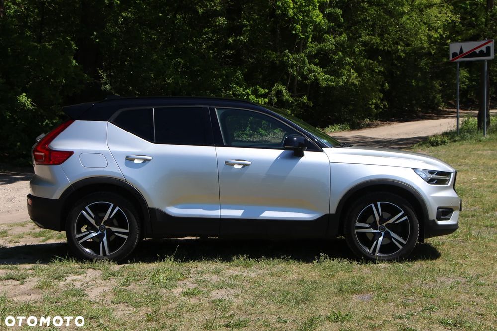 Volvo XC 40 T5 AWD R-Design - 8