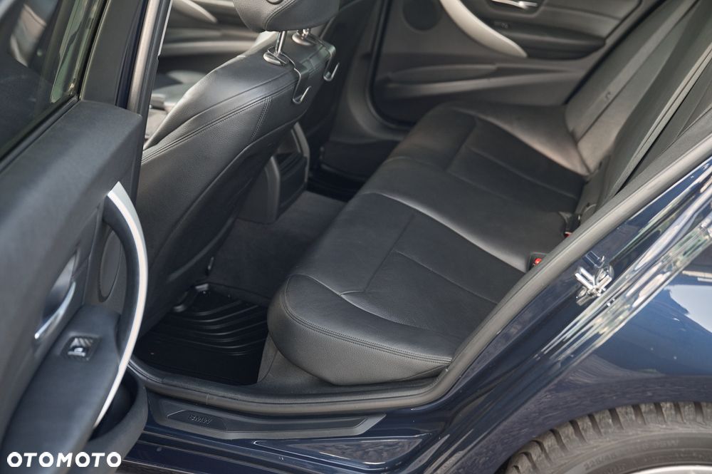 BMW Seria 3 320d - 7
