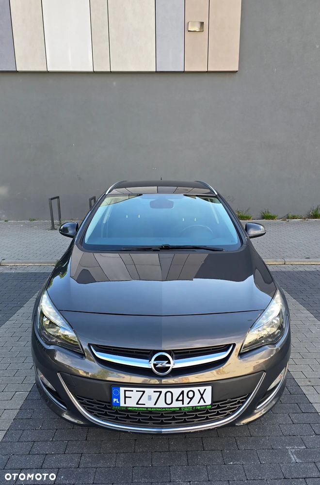 Opel Astra 1.6 CDTI Sport - 2