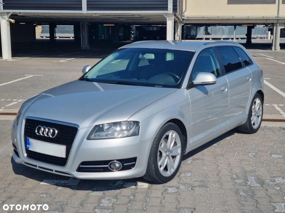 Audi A3 Sportback 2.0 TDI DPF Ambiente - 1