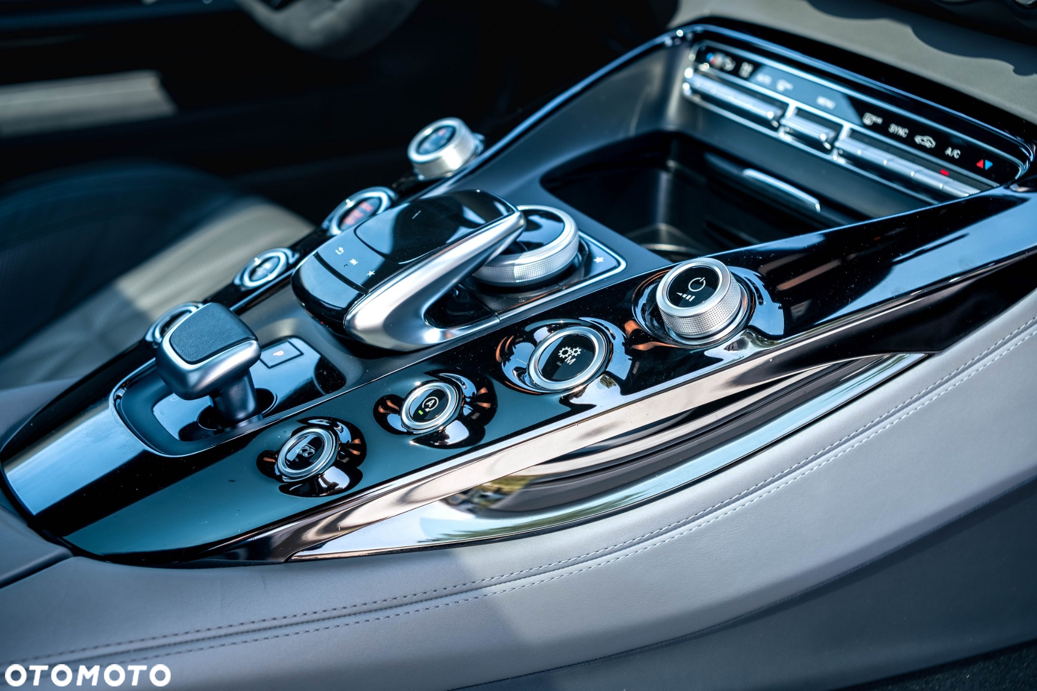 Mercedes-Benz AMG GT C - 25