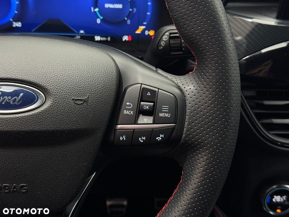 Ford Kuga 1.5 EcoBoost FWD ST-Line X - 21