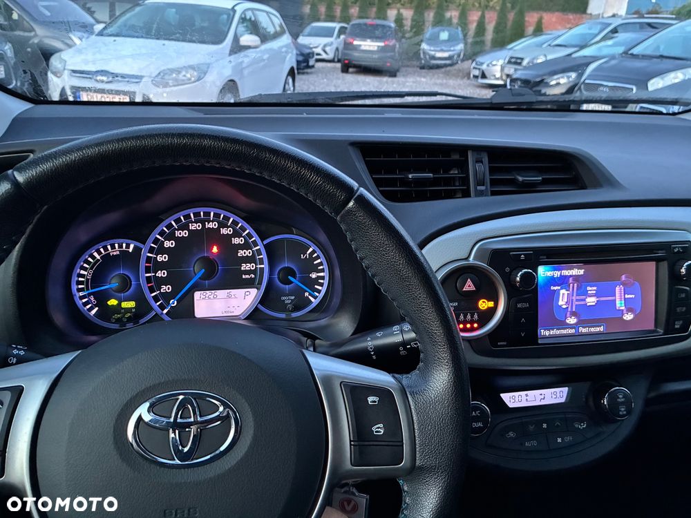 Toyota Yaris 1.5 VVT-i - 15