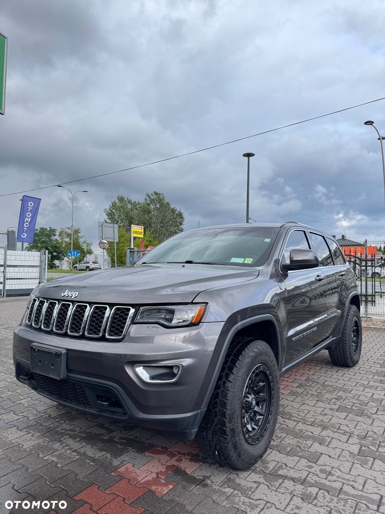 Jeep Grand Cherokee - 1