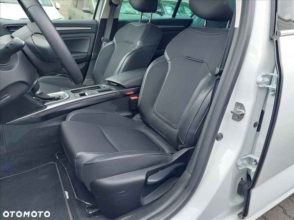 Renault Megane 1.5 Blue dCi Techno EDC - 5