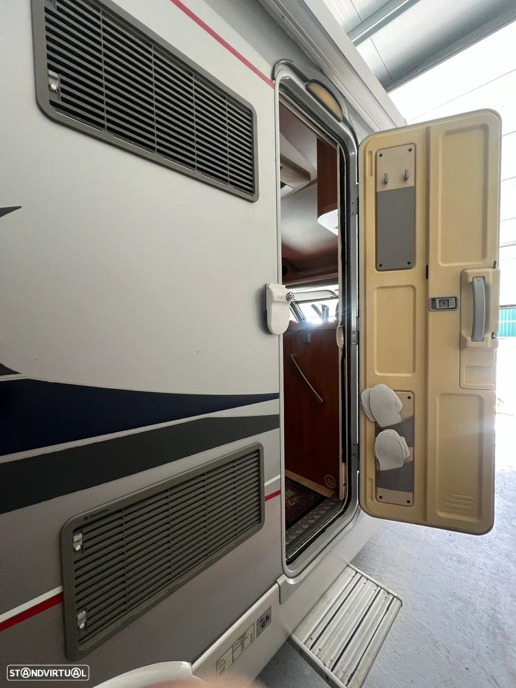 Hymer Eriba Living - 25