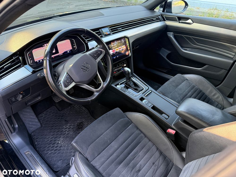 Volkswagen Passat 2.0 TSI Elegance DSG - 10