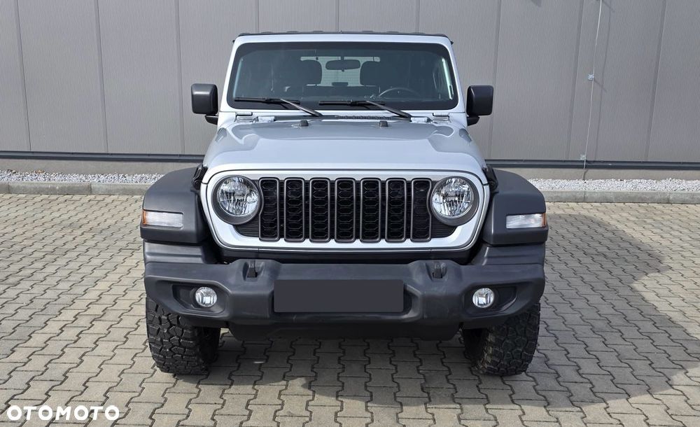 Jeep Wrangler - 22